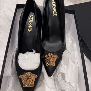 Versace Black and logo Gold Women's